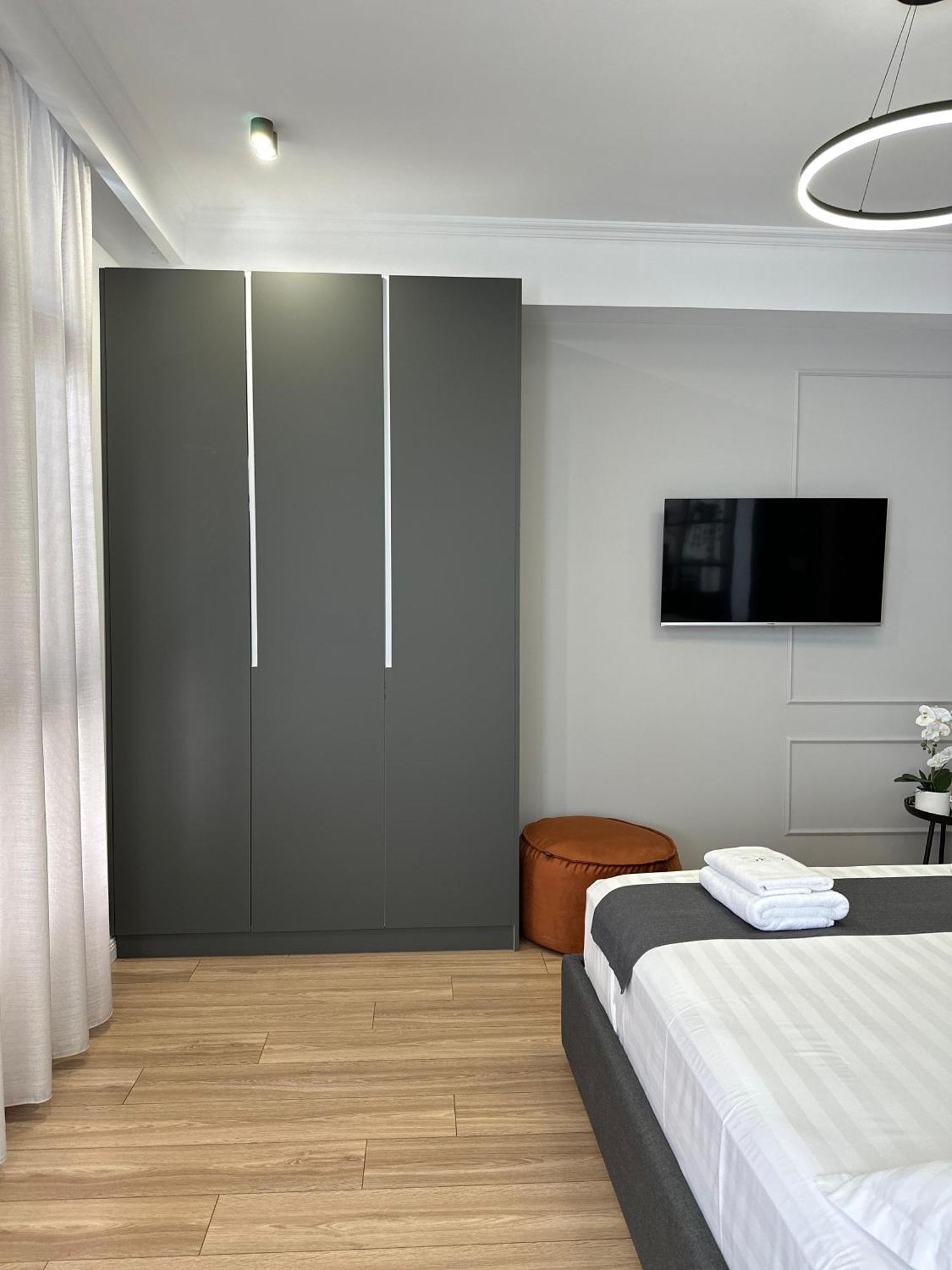 Abc Apartment Blloku Center Tirana Bagian luar foto