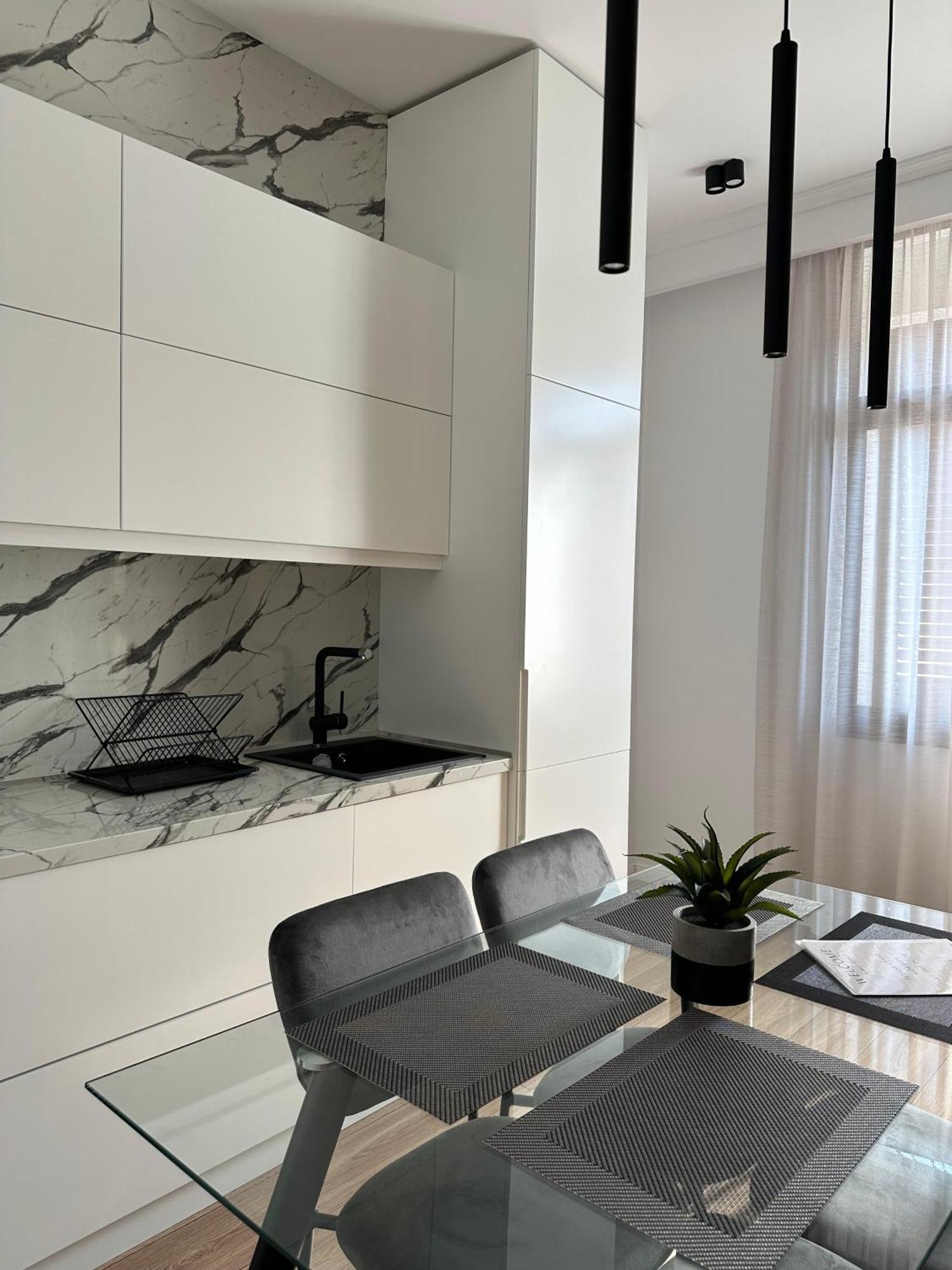 Abc Apartment Blloku Center Tirana Bagian luar foto