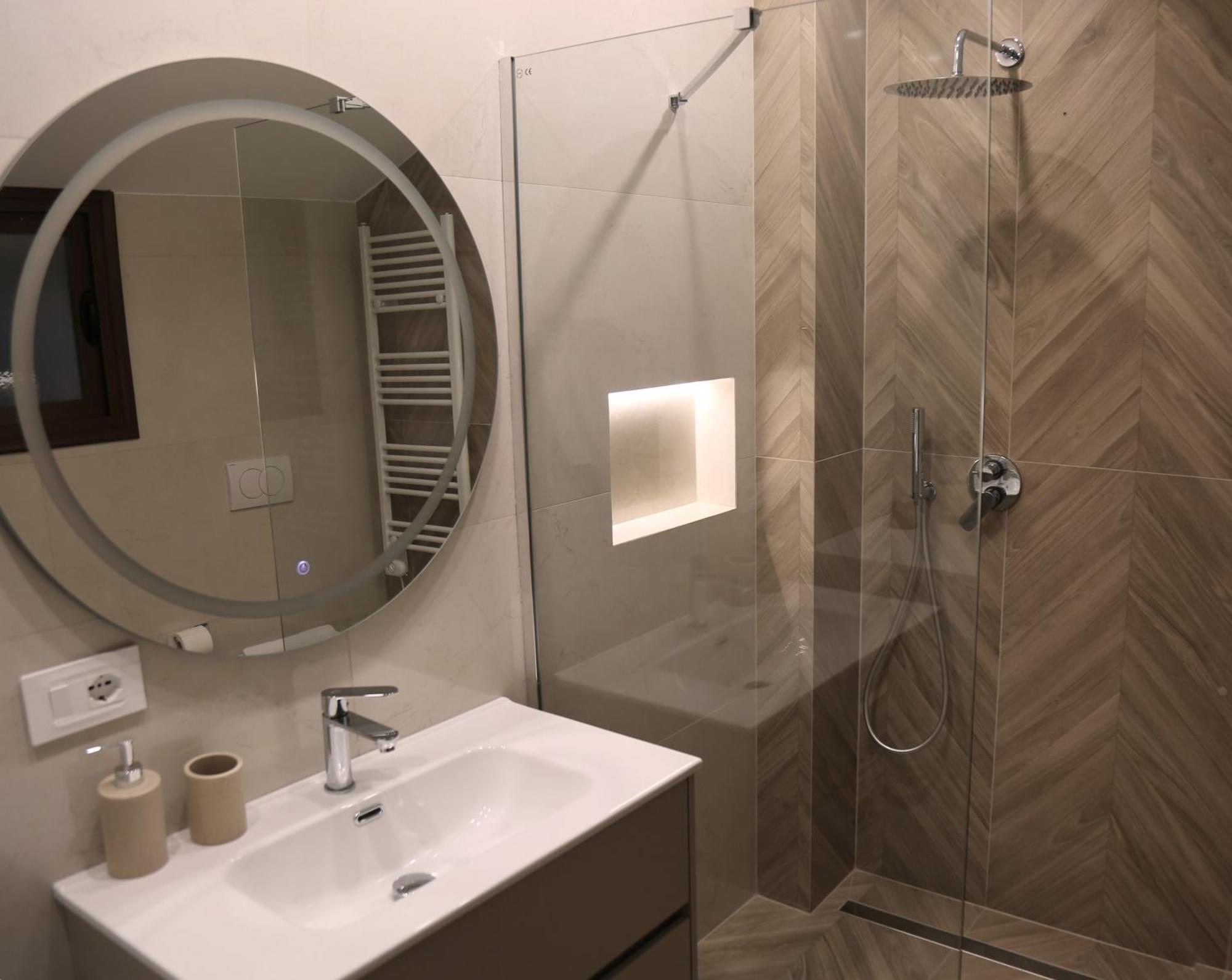 Abc Apartment Blloku Center Tirana Bagian luar foto